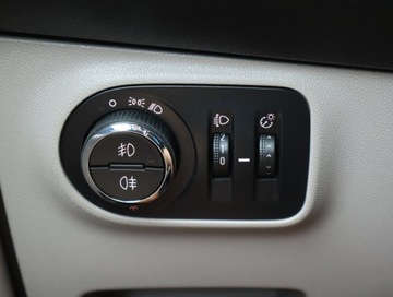 Opel Corsa E Hatchback 3d 1.4 Twinport 90KM 2015 Opel Corsa 1.4, Salon Polska, Serwis ASO, Skóra, zdjęcie 16