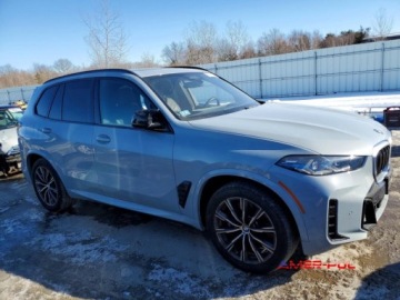 BMW X5 G05 2024 BMW X5 M 2024 r., 4,4L X5 M60I 4.4 Benzyna 523KM