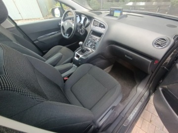 Peugeot 5008 I Minivan Facelifting 2.0 HDi 150KM 2015 Peugeot 5008 2.0 Hdi !, zdjęcie 13