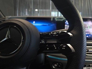 Mercedes GLS X167 SUV Facelifting 3.0 450d 367KM 2025 MERCEDES-BENZ GLS 450 d 4-MATIC AMG Line 3.0 (367KM) 2025, zdjęcie 13