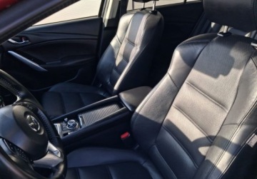 Mazda 6 III Kombi Facelifting 2016 2.2 SKYACTIV-D I-ELOOP 175KM 2017 Mazda 6 bezwypadekserwis asofull wersjaz Belgi 2.2 Diesel 175KM, zdjęcie 22