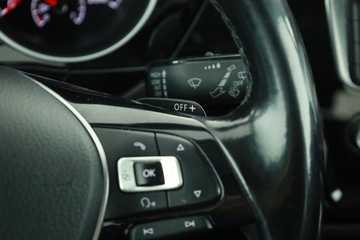 Volkswagen Touran III 1.8 TSI 180KM 2017 VW Touran 1.8 TSI, Salon Polska, Serwis ASO, zdjęcie 16