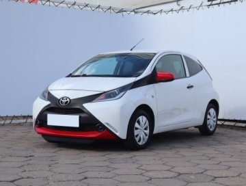 Toyota Aygo II Hatchback 5d 1.0 VVT-i 69KM 2015 Toyota Aygo 1.0 VVT-i, Klima, zdjęcie 1