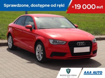 Audi A3 8V Limousine 1.4 TFSI 125KM 2015 Audi A3 1.4 TFSI, Salon Polska, Automat, Xenon