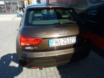 Audi A1 I Hatchback 3d 1.6 TDI 105KM 2011 Audi A1 3-drzwiowe 1.6 TDI, zdjęcie 4