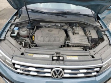 Volkswagen Tiguan II 2021 Volkswagen Tiguan 2021 Volkswagen Tiguan 2.0T SEL Premium R-Line 4MOTION, zdjęcie 6