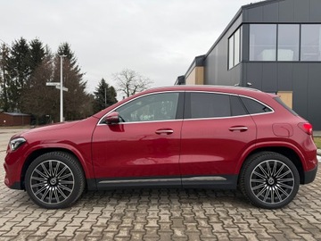Mercedes GLA II Off-roader Plug-In 1.3 250 e 218KM 2023 MERCEDES-BENZ GLA 250e polift | AMG PremiumPlus | Gwarancja | FAKTURAVAT23%, zdjęcie 2
