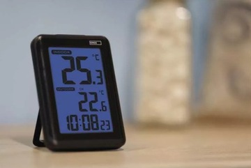Беспроводной термометр с подсветкой черный E8636