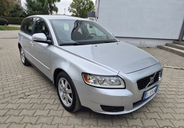 Volvo V50 1.6 DRIVe 109KM 2009 Volvo V50 lift 1.6D bez rdzy Klima Elektryka Serwis do konca 1.6 Diesel, zdjęcie 2