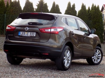 Nissan Qashqai II Crossover 1.2 DIG-T 115KM 2014 Nissan Qashqai Navi Kamera LineAssist Parkdistance 1.2 Benzyna 116KM, zdjęcie 7