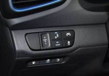 Hyundai IONIQ Hatchback 1.6 GDi 141KM 2019 Hyundai IONIQ 1.6 Hybryda Plug-in 141KM, zdjęcie 14