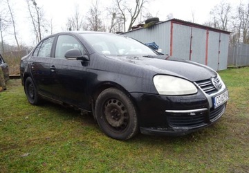 Volkswagen Jetta V 1.9 TDI 105KM 2006 Volkswagen Jetta 1.9tdi,klima,zarejestrowana 1.9 Diesel 105KM, zdjęcie 1