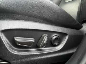 Toyota C-HR II SUV 2.0 Hybrid Dynamic Force 197KM 2024 Toyota C-HR 2.0 Hybrid Executive 2.0 Hybrid Dynami, zdjęcie 16