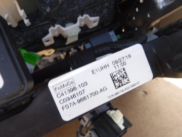 КОМПЛЕКТ СИДЕНИЙ FORD FUSION LIFT II США, ПОЛУКОЖА GR