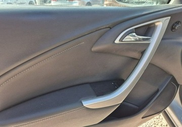 Opel Astra J Sports Tourer 1.4 Turbo ECOTEC 140KM 2012 Opel Astra Cosmo Grzane fotele140KM 1.4 Benzyna 140KM, zdjęcie 13