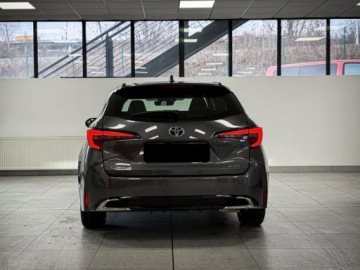 Toyota Corolla XII TS Kombi Facelifting 1.8 Hybrid 140KM 2024 Od ręki - Comfort 1.8 Hybrid 140KM | Podgrzewane fotele!, zdjęcie 3