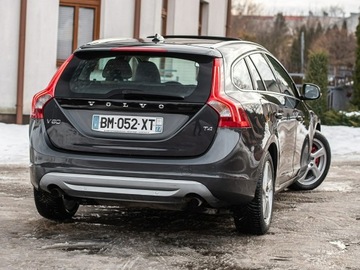 Volvo V60 I Kombi 1.6 T4 180KM 2012 Volvo V60 1.6T 180KM Summum ! Full Opcja Super !, zdjęcie 2