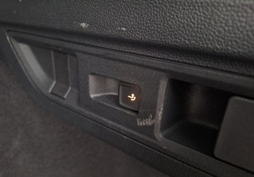 Volkswagen Passat B8 Variant Facelifting 1.5 TSI EVO 150KM 2025 Volkswagen Passat Variant 1.5eTSI 150KM DSG Business ACC HAK Kamera360 Asy, zdjęcie 34