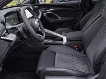 Audi Q5 II SUV Facelifting 2.0 40 TFSI MHEV 204KM 2026 AUDI Q5 TFSI quattro S line Suv 2.0 (204KM) 2026, zdjęcie 4