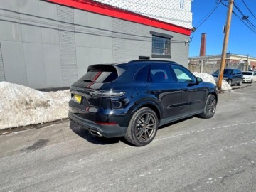 Porsche Cayenne III 2022 Porsche Cayenne 2022 PORSCHE CAYENNE 3.0 Benzyna 335KM, zdjęcie 4