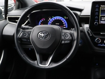 Toyota Corolla XII Hatchback 1.8 Hybrid 122KM 2021 Toyota Corolla 1.8 Hybrid, Automat, Navi, Klima, zdjęcie 15