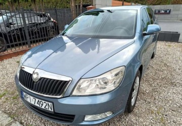 Skoda Octavia II Kombi 1.6 MPI 102KM 2009 Skoda Octavia Skoda Octavia 1.6 Combi Ambiente 1.6 Benzyna 102KM, zdjęcie 1