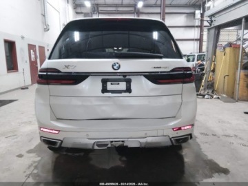 BMW X7 2024 BMW X7 Xdrive40i 2024 3.0 Benzyna 375KM, zdjęcie 3