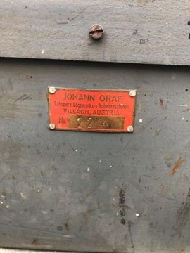 Двухножевой строгальный станок австрийской компании Graf.