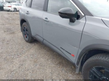 Nissan 2025 Nissan Rogue Rock Creek 2025 1.5l 1.5 Benzyna 201KM, zdjęcie 7