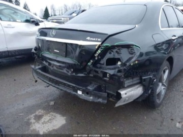 Mercedes Klasa E W213 2020 Mercedes-Benz Klasa E 2020 MERCEDES-BENZ E 350 4MATIC 2.0 Benzyna 255KM, zdjęcie 6