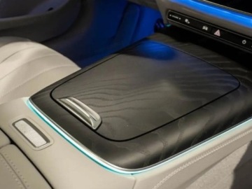 Mercedes Klasa E W214 Sedan 2.0 200 204KM 2025 E Klasa 200 4-Matic Exclusive 2.0 (204KM) 2025, zdjęcie 8