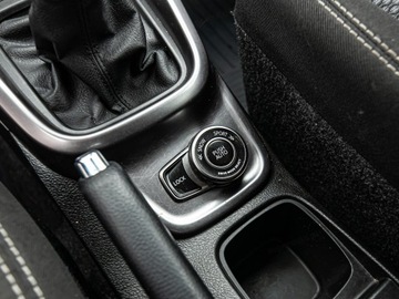 Suzuki Vitara III SUV Facelifting 1.4 BoosterJet 140KM 2019 SUZUKI Vitara 1.4 BoosterJet 4WD Suv 140KM 2019, zdjęcie 21