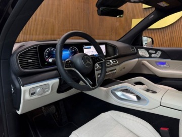 Mercedes GLE V167 SUV Facelifting 3.0 450d 367KM 2026 MERCEDES-BENZ GLE 450 d 4-Matic AMG Line 3.0 (367KM) 2026, zdjęcie 8