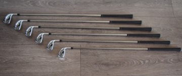 ОБЫЧНЫЙ НАБОР CALLAWAY APEX КОВАННОГО ЖЕЛЕЗА С ГРАФИТОМ