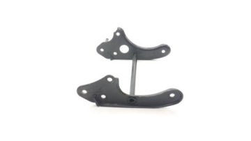 Majesty Skyliner 125 Стойка крепления двигателя