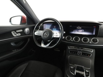 Mercedes Klasa E W213 2019 Mercedes E 300 phev full led burmester navi kamera, zdjęcie 16