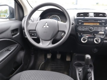 Mitsubishi Space Star Hatchback 5d 1.0 71KM 2014 Mitsubishi Space Star 1.0 MIVEC, Salon Polska, zdjęcie 6