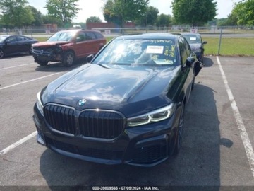 BMW Seria 7 G11-G12 2021 BMW Seria 7 2021r, 750I, XDrive, 4.4L 4.4 Benzyna 523KM, zdjęcie 1