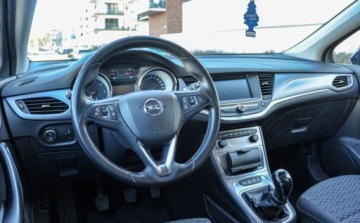 Opel Astra K Sports Tourer 1.6 CDTI 110KM 2017 Opel Astra 1,6CDTI Bezwypadkowa 2017 r. 1.6 Diesel 110KM, zdjęcie 8