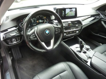 BMW Seria 5 G30-G31 Limuzyna 520d 190KM 2017 BMW 520 D*X-Drive*2.0, zdjęcie 10