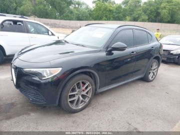 Alfa Romeo Stelvio SUV 2.0 Turbo 280KM 2018 Alfa Romeo Stelvio Ti Sport 2018 2.0l 2.0 Benzyna 280KM, zdjęcie 1