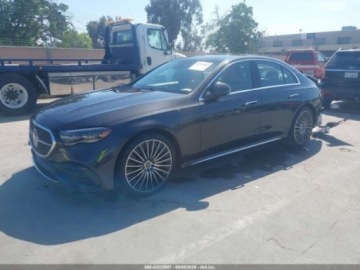 Mercedes Klasa E W214 2025 Mercedes-Benz Klasa E 350, 2025r., 2.0L 2.0 Benzyna 255KM, zdjęcie 1