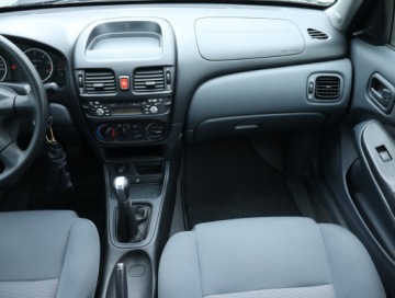 Nissan Almera II Sedan 1.5 dCi 82KM 2005 Nissan Almera 1.5 dCi, Salon Polska, Klima, zdjęcie 7