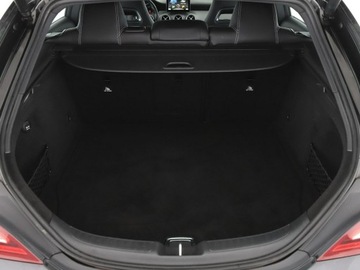 Mercedes CLA C117 Shooting Brake 1.6 200 156KM 2016 Mercedes CLA 200 Automat Navi Czujniki parkowania, zdjęcie 19