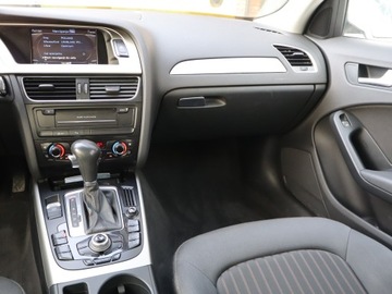 Audi A4 B8 Avant 2.0 TDI 143KM 2011 Audi A4 2.0 TDI, Automat, Navi, Xenon, Bi-Xenon, zdjęcie 7