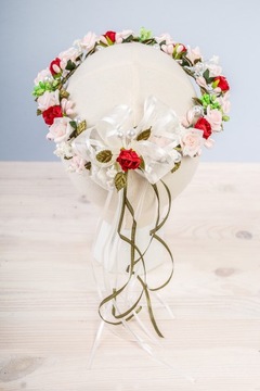 Причастие венки цветов в оттенках розового