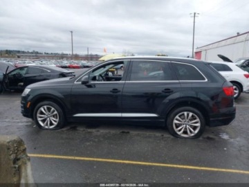 Audi Q7 II 2019 Audi Q7 55 Premium55 Se Premium, 2019r., 4x4, 3.0L 3.0 Benzyna 329KM, zdjęcie 5