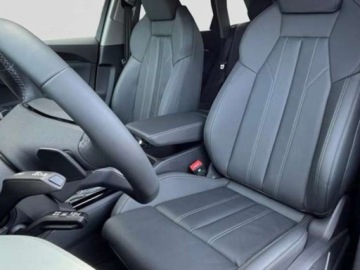 Audi 2025 AUDI Q5 TFSI quattro S line Sportback Suv 2.0 (204KM) 2025, zdjęcie 3