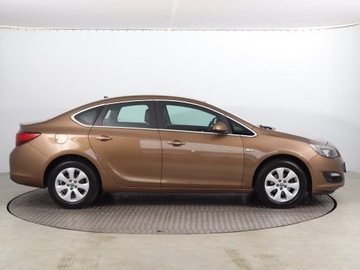Opel Astra J Sedan 1.4 Turbo ECOTEC 140KM 2016 Opel Astra 1.4 T, Salon Polska, 1. Właściciel, zdjęcie 5