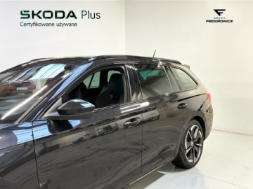 Skoda Octavia IV RS Kombi 2.0 TDI SCR 200KM 2022 Skoda Octavia Skoda Octavia RS TDI 200 KM Bogata w, zdjęcie 9